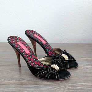 Betsey Johnson CATALYNA Black Suede Leather Pearls High Heel Mules Shoes 8.5